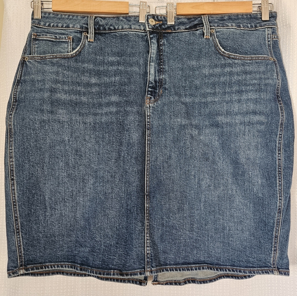 Old Navy Size 24W Jean Mini Skirt Denium  Western